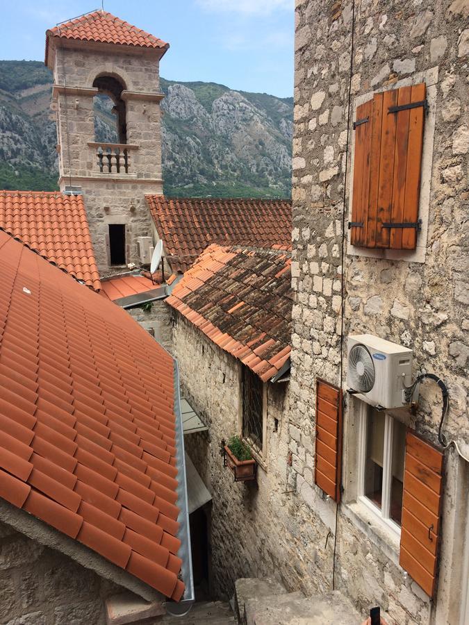 Chic & Stylish With Seaview-Terrace - Kotor Indah Apartment Екстериор снимка